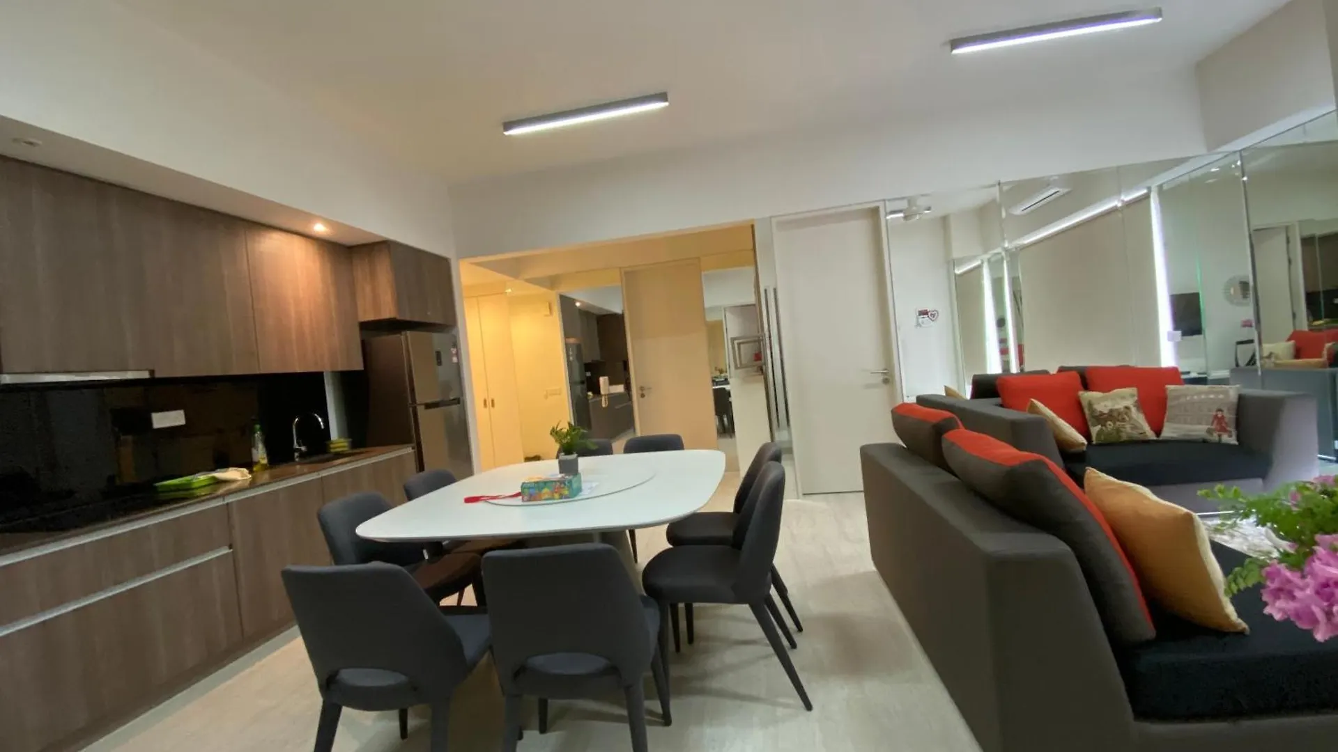 By The Sea @ Cozy Beachfront Home Batu Ferringhi Apartment