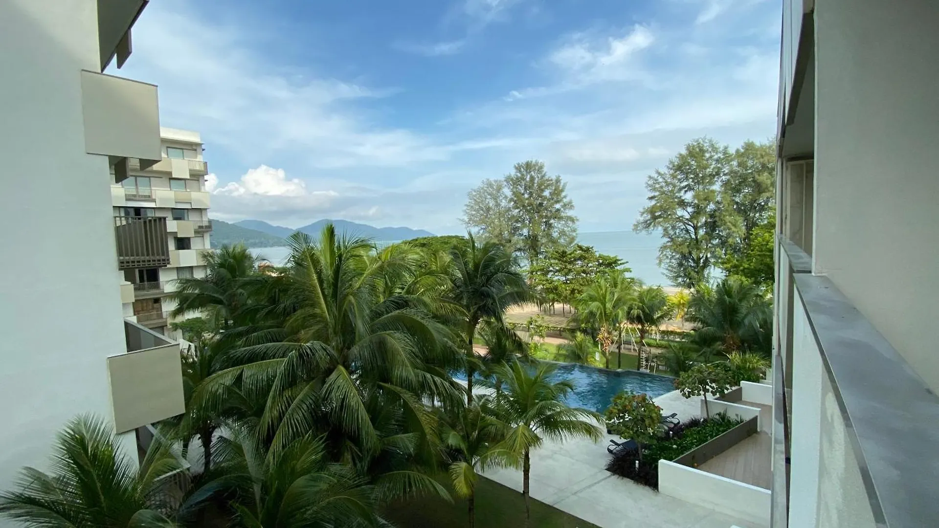 By The Sea @ Cozy Beachfront Home Batu Ferringhi 0*,
